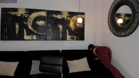 Lizzi  online show from March 2026 03:16:01 PM