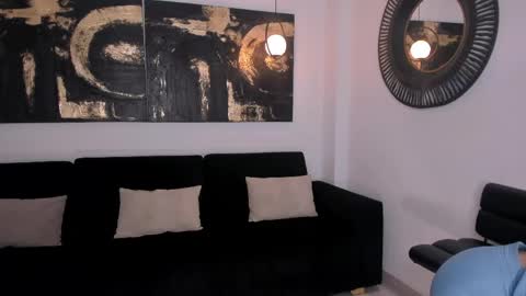 Lizzi  online show from April 2026 10:48:02 PM