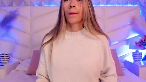 Snapshot of lizzi_hotman chatting on May 2026 07:30:01 PM LIZZI online show from May 2026 07:30:01 PM