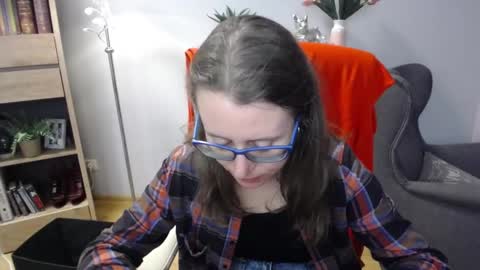 Lizzy online show from March 2026 05:22:02 AM