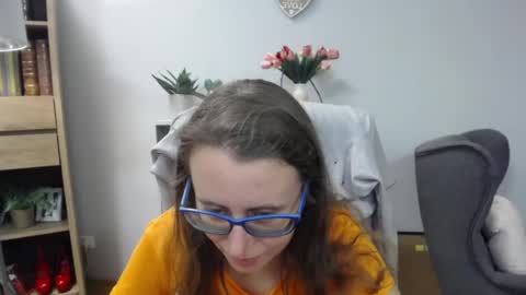 Lizzy online show from July 2026 06:44:02 AM