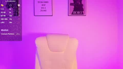 lizzyponcee online show from October 2025 12:17:02 PM