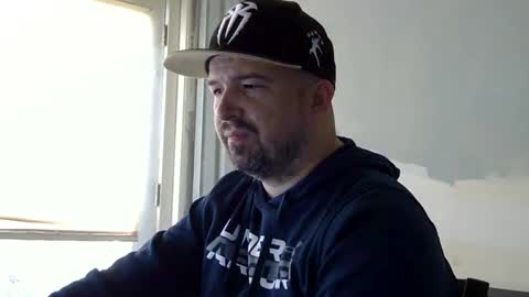 Snapshot of lj345689 chatting on December 2024 05:52:01 PM lj345689 online show from December 2024 05:52:01 PM