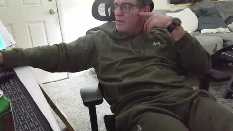 Snapshot of lngdickdaddy chatting on January 2026 06:28:02 AM LongDick Daddy online show from January 2026 06:28:02 AM