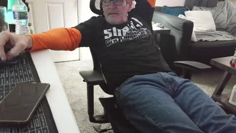 Snapshot of lngdickdaddy chatting on March 2026 04:14:02 AM LongDick Daddy online show from March 2026 04:14:02 AM