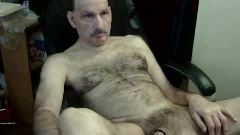 Snapshot of loades182025 chatting on April 2026 04:10:02 AM loades182025 online show from April 2026 04:10:02 AM