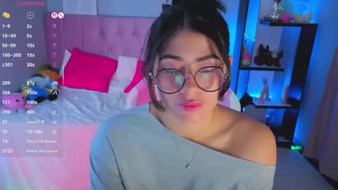 Snapshot of loaluxury chatting on November 2025 05:22:01 PM Pamela online show from November 2025 05:22:01 PM