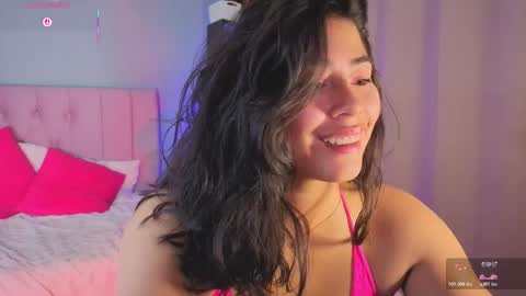 Snapshot of loaluxury chatting on December 2025 01:31:01 PM Pamela online show from December 2025 01:31:01 PM