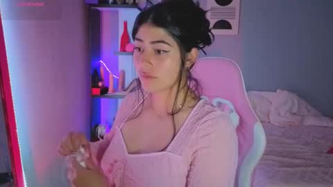 Snapshot of loaluxury chatting on February 2026 04:56:01 AM Pamela online show from February 2026 04:56:01 AM