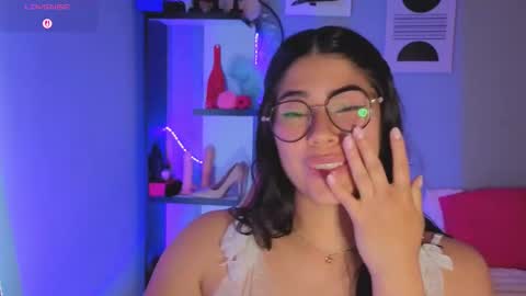 Snapshot of loaluxury chatting on February 2026 05:13:02 PM Pamela online show from February 2026 05:13:02 PM