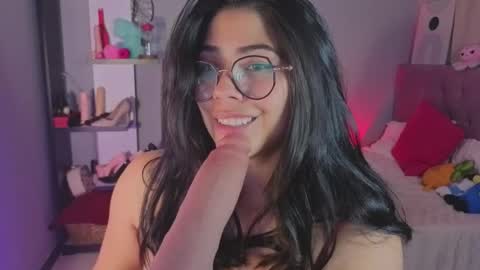 Snapshot of loaluxury chatting on March 2026 01:32:01 AM Pamela online show from March 2026 01:32:01 AM