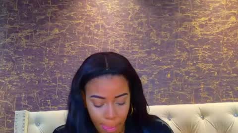  LOANA  online show from June 2026 04:10:01 PM