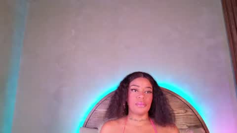  LOANA  online show from July 2026 04:14:02 PM
