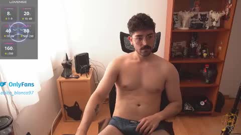 Lobito blanco Thefckingwolf main account online show from February 2026 04:55:02 PM