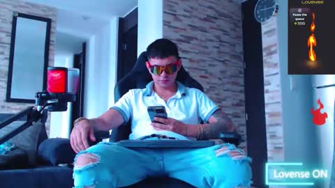 lobito_xxxl online show from November 2025 07:45:02 PM