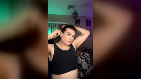 Snapshot of lobotomyprincess chatting on April 2026 05:06:01 AM LobotomyPrincess online show from April 2026 05:06:01 AM