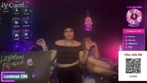 Snapshot of lobotomyprincess chatting on April 2026 11:32:02 PM LobotomyPrincess online show from April 2026 11:32:02 PM