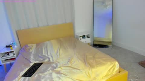 lolo 3 online show from February 2025 05:52:01 AM