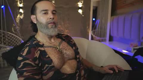 logan_cardenas1 online show from June 2026 01:15:02 AM
