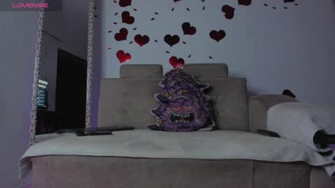 Snapshot of logan_drakex chatting on June 2026 01:30:01 AM LOGAN DRAKE online show from June 2026 01:30:01 AM