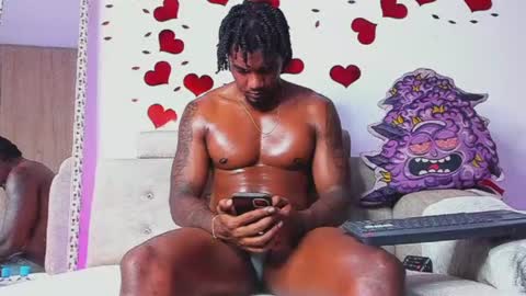 Snapshot of logan_drakex chatting on July 2026 05:21:02 AM LOGAN DRAKE online show from July 2026 05:21:02 AM