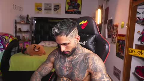 logan_hugh8 online show from May 2026 01:47:02 AM