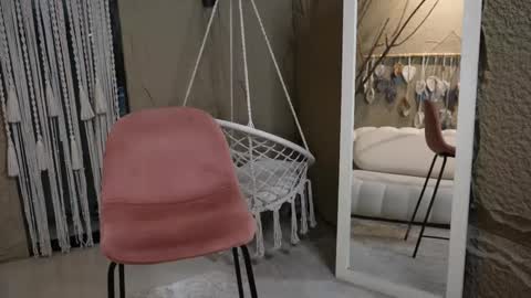 logan_varela online show from September 2025 12:05:01 PM