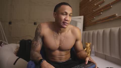 logan_varela online show from March 2026 03:05:02 PM