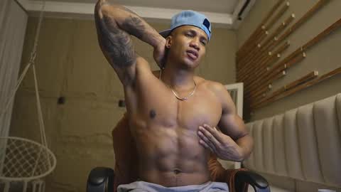 logan_varela online show from May 2026 08:27:02 PM