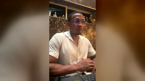logan_varela online show from July 2026 11:13:01 AM