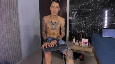 Snapshot of logan_wollff chatting on April 2026 07:58:01 PM logan_wollff online show from April 2026 07:58:01 PM