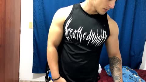 Snapshot of logan_x3 chatting on January 2025 04:39:01 AM Logan online show from January 2025 04:39:01 AM