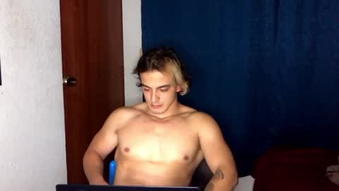 Snapshot of logan_x3 chatting on February 2025 07:57:02 AM Logan online show from February 2025 07:57:02 AM