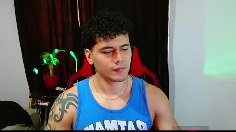 Loganandrwz online show from May 2026 11:49:02 AM
