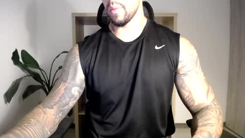 Logan Wolfp online show from May 2026 02:40:02 AM
