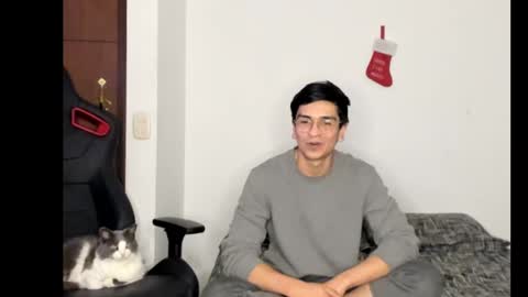 Snapshot of logannick chatting on December 2024 08:34:02 AM Logan online show from December 2024 08:34:02 AM