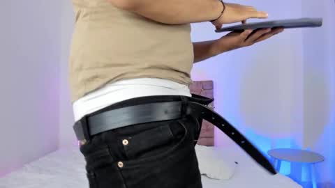 LoganRyder1 online show from October 2025 12:16:01 PM