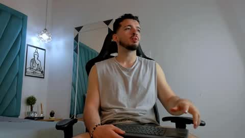 Logan Wolf online show from April 2026 01:52:02 PM