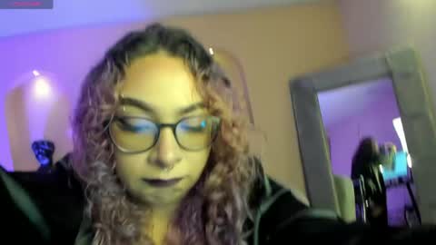 Snapshot of loiseharper chatting on May 2026 03:46:01 AM Loise online show from May 2026 03:46:01 AM