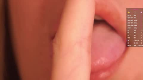 Elza online show from October 2025 07:26:02 PM