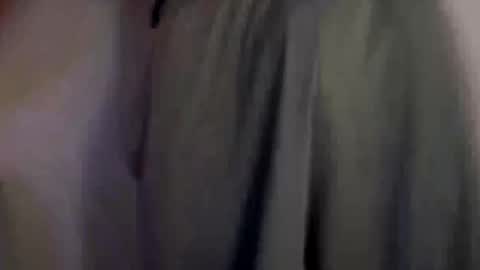 Snapshot of lokeleo chatting on October 2025 04:04:02 PM lokeleo online show from October 2025 04:04:02 PM