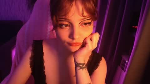 lola online show from January 2025 12:27:01 AM