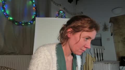 Snapshot of lola_belgium chatting on January 2025 05:26:01 PM lola_belgium online show from January 2025 05:26:01 PM