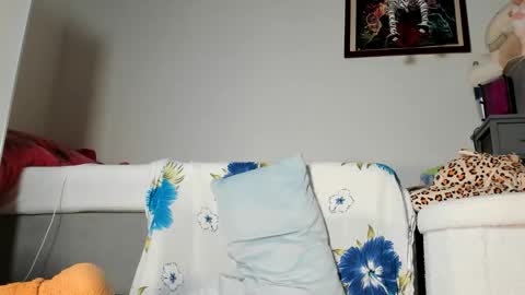 Snapshot of lola_belgium chatting on September 2025 05:18:02 AM lola_belgium online show from September 2025 05:18:02 AM