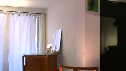 Snapshot of lola_cocks chatting on April 2026 07:37:01 PM mara online show from April 2026 07:37:01 PM