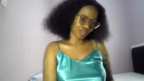 Lola Coco online show from July 2026 05:47:01 AM