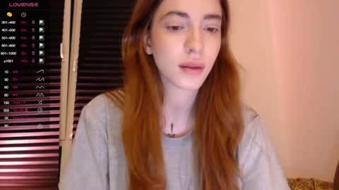 Lola online show from October 2025 09:47:02 PM