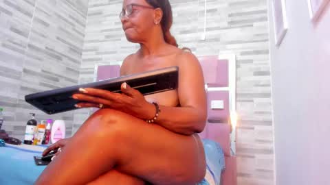 Lola online show from March 2025 02:34:02 PM