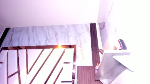Lola online show from June 2026 12:14:02 PM