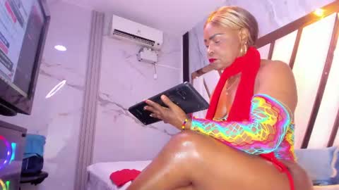 Lola online show from June 2026 12:22:01 PM